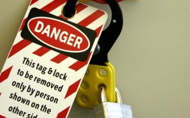 lock out tag out warning signs