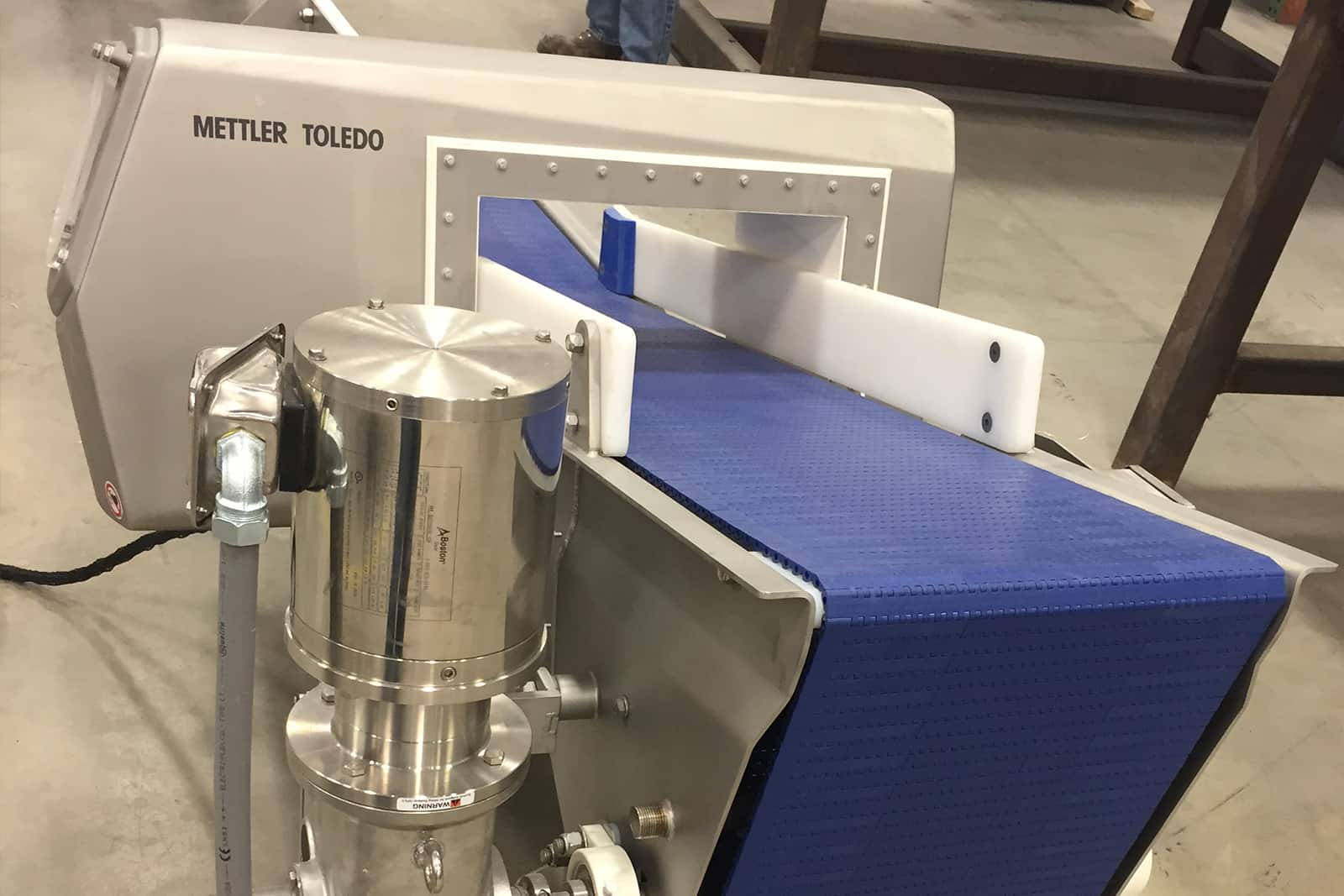 metal detection conveyors